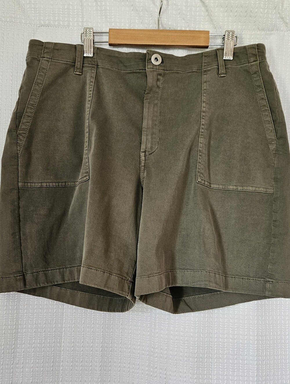 NWT J.Jill Women's Mid-Rise Shorts Size 14